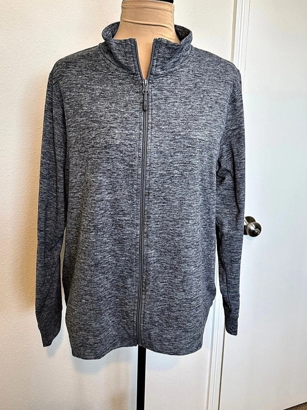 32 Degrees HEAT jacket Gray Zip Front Size XL Like New